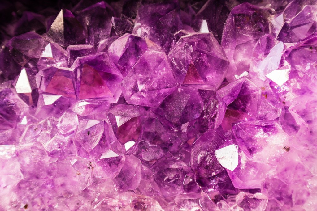 How to Incorporate Crystals into Your Skincare Ritual